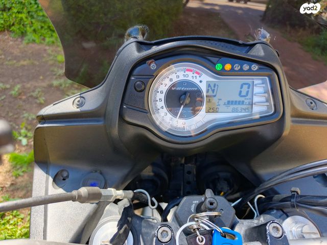 מודעת רכב סוזוקי DL650A וי-סטרום