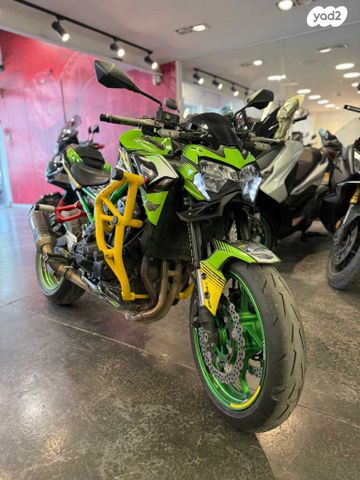 מודעת רכב קאוואסאקי Z900