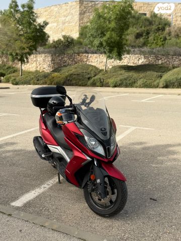 מודעת רכב קימקו דאון-טאון 350