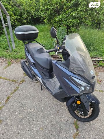 מודעת רכב קימקו איקס-טאון 250I