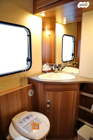 מודעת רכב נגרר (קראוון נגרר)