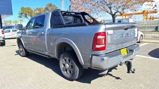 מודעת רכב דודג'