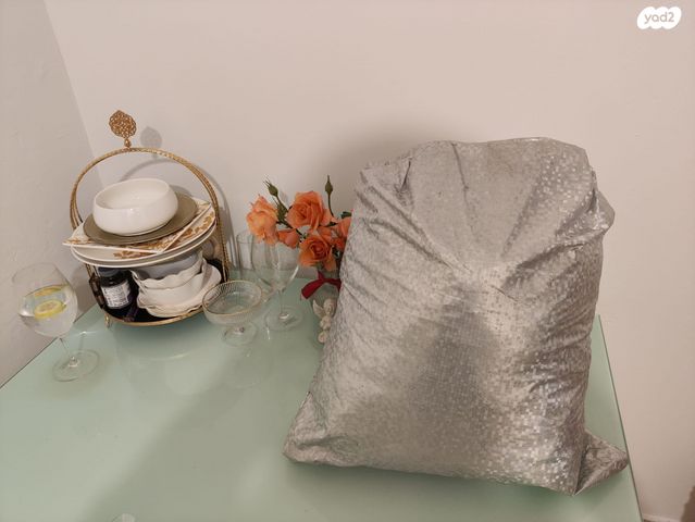 feedItemObj.data.row_1