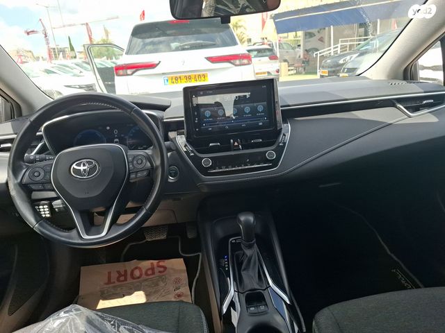 מודעת רכב טויוטה קורולה 1