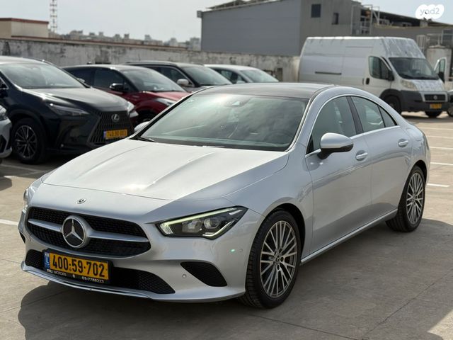 מודעת רכב מרצדס-בנץ CLA