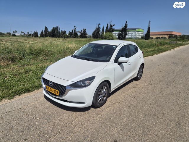 מודעת רכב מאזדה 2