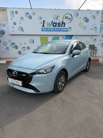 מודעת רכב מאזדה 2