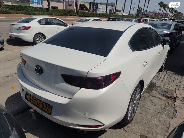 מודעת רכב מאזדה 3 2