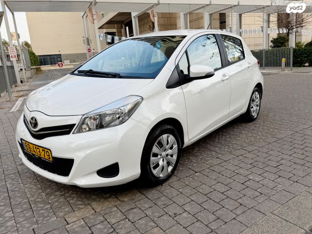 מודעת רכב טויוטה יאריס
