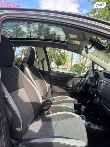 מודעת רכב טויוטה יאריס