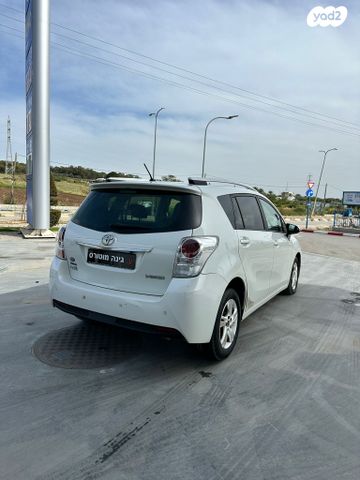 מודעת רכב טויוטה פריוס