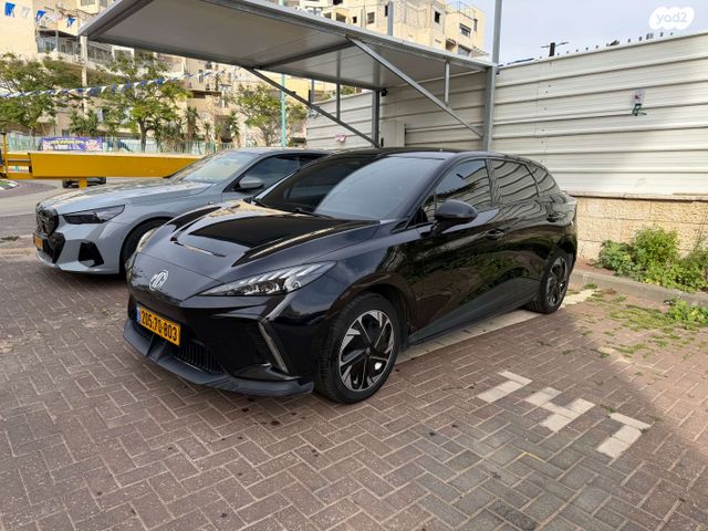 מודעת רכב אם ג'י MG4