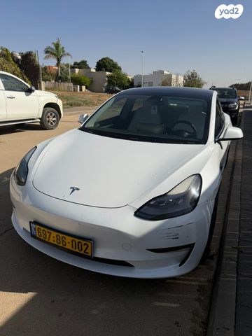 מודעת רכב טסלה מודל 3