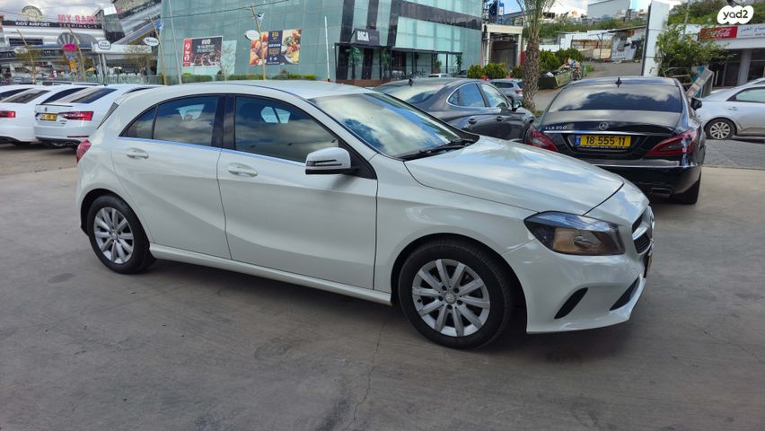 מודעת רכב מרצדס-בנץ A-class