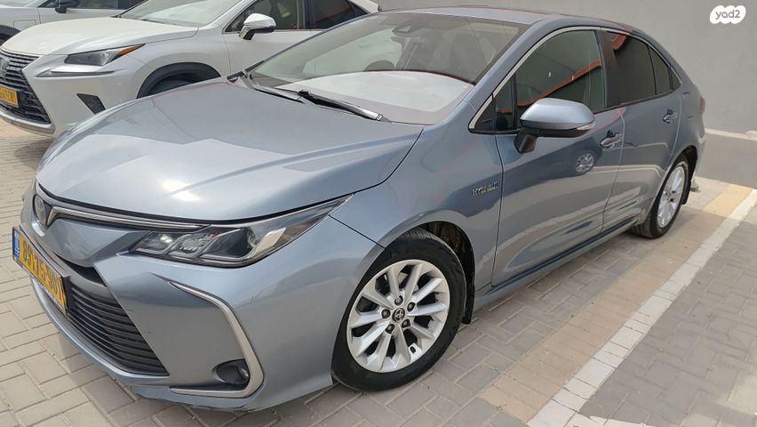 מודעת רכב טויוטה קורולה