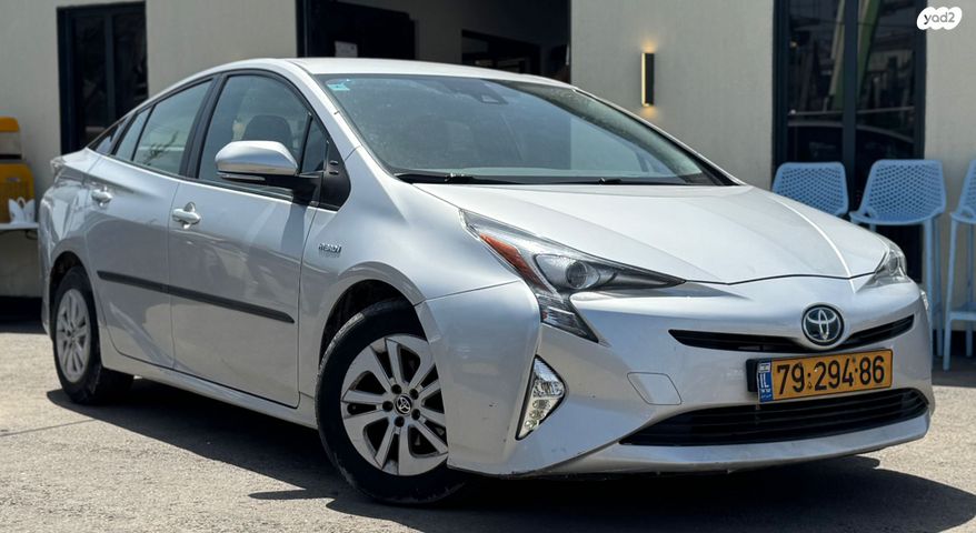 מודעת רכב טויוטה פריוס