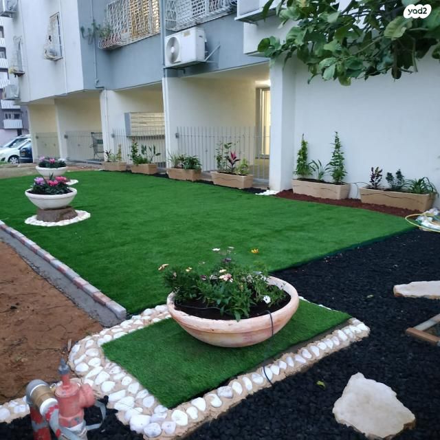 שדרות גולדה מאיר 30