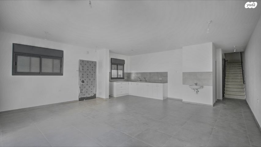 דרך הגלעד 106