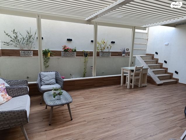 שדרות הרב יוסף חיים 8