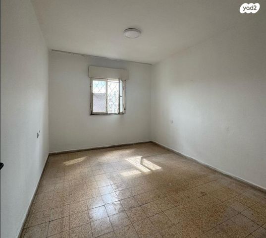 רבקה ומרדכי גובר 7