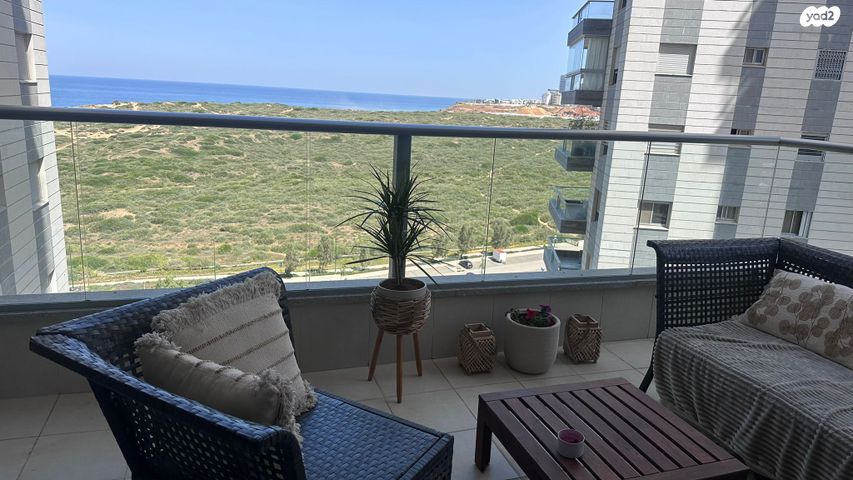 נתן יונתן 22