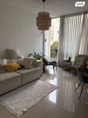 ז'בוטינסקי 154