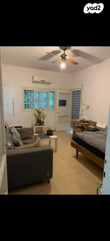 שדרות נורדאו 74