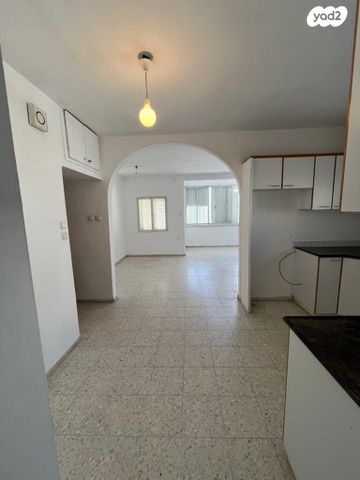 שדרות נווה עובד 31