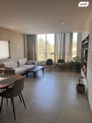 הרב הרצוג 67