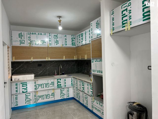 בעל שם טוב 33