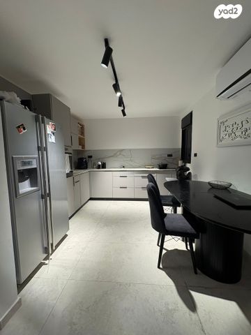 שדרות משה שרת 33