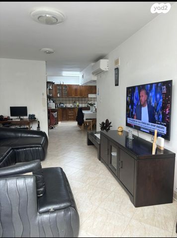 יחזקאל דנין 3