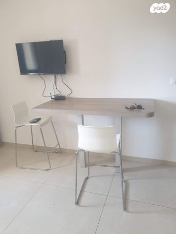 עוזי חיטמן 7