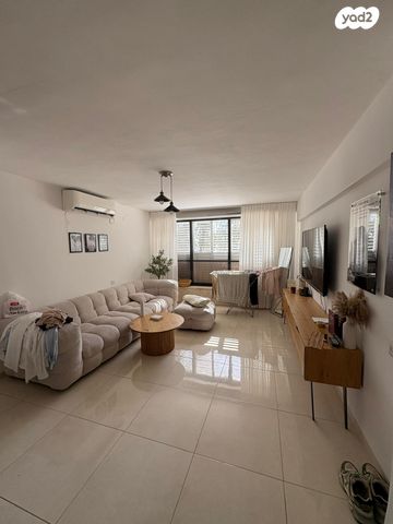 המלך יהואש 27