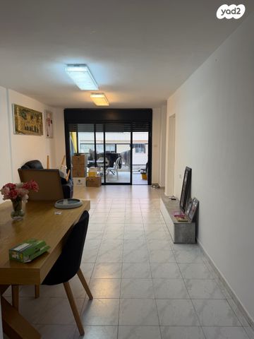 דירה, פרדס הגדוד, נתניה