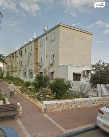 העשרים ואחד 