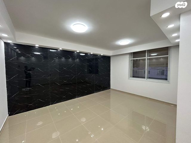 גרשון שופמן 