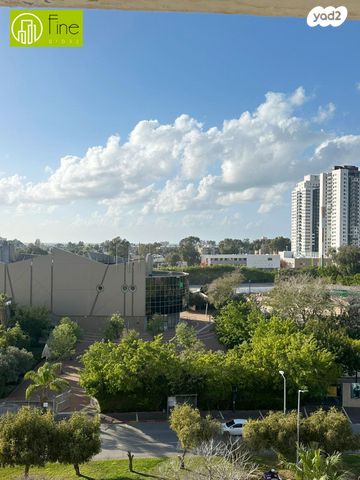 החשמונאים 72