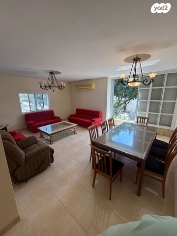 שדרות הציונות 17