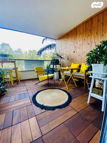 מודעת נכס, אלונים, קרית השרון, נתניה