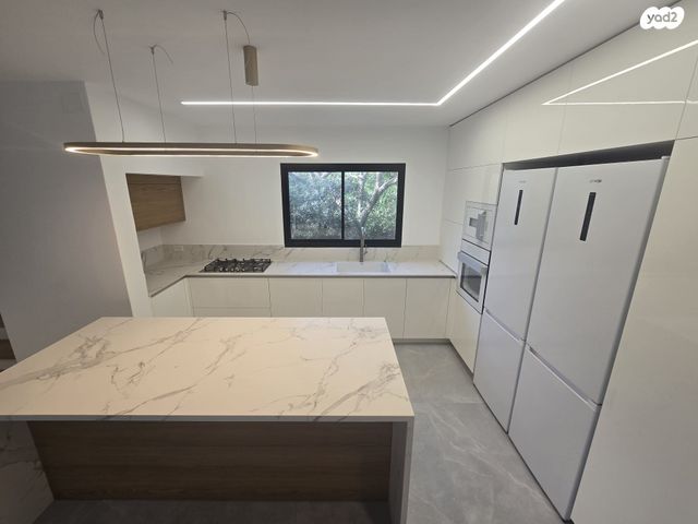 טשרניחובסקי 