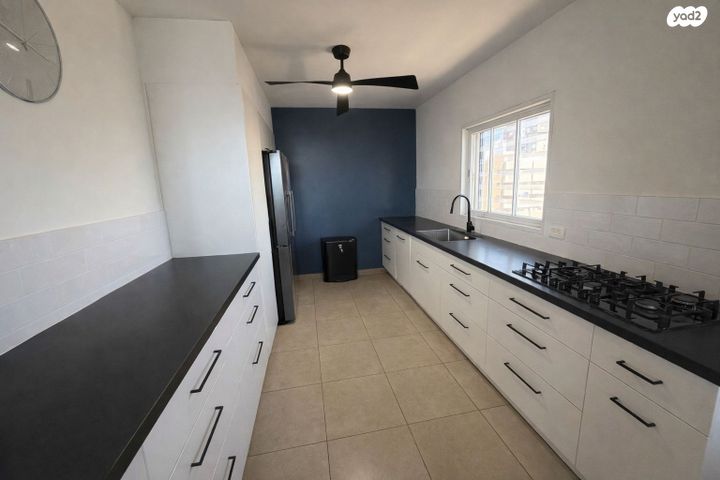 דירה, הרצליה