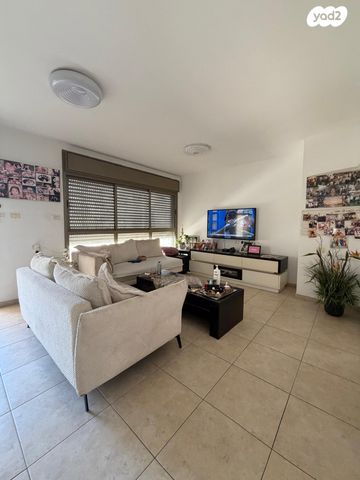 מודעת נכס, אהוד מנור, קרית אילון, חולון