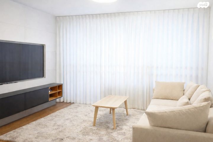 אורי צבי גרינברג 