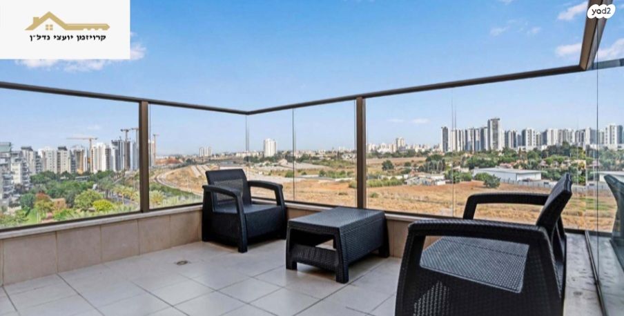 דירה, חתני פרס ישראל, באר יעקב