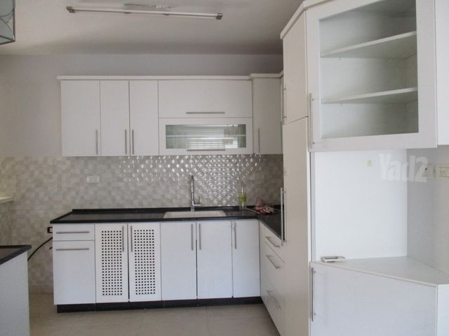 דירה למכירה בירושלים (תיווך) — 2