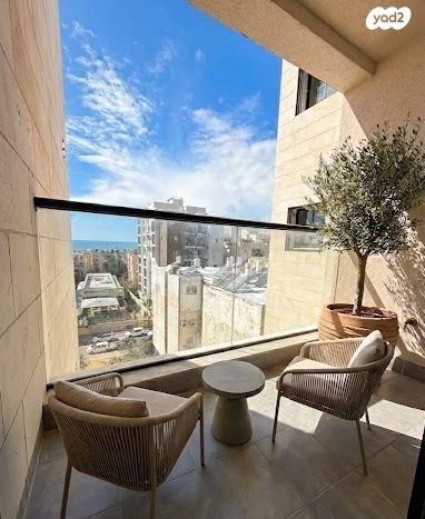 דירה, לב העיר, בת ים