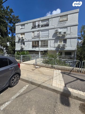 מודעת נכס, זלמן שניאור, רמות רמז, חיפה