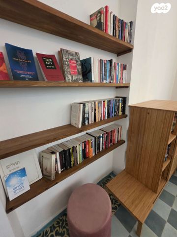 נחלת בנימין 10