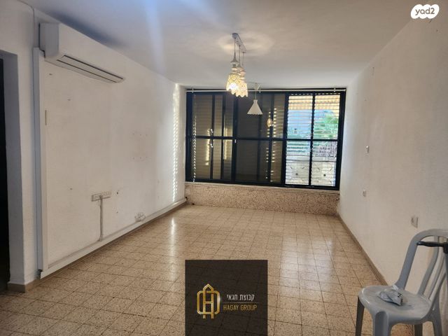 יהודה שטיין 18